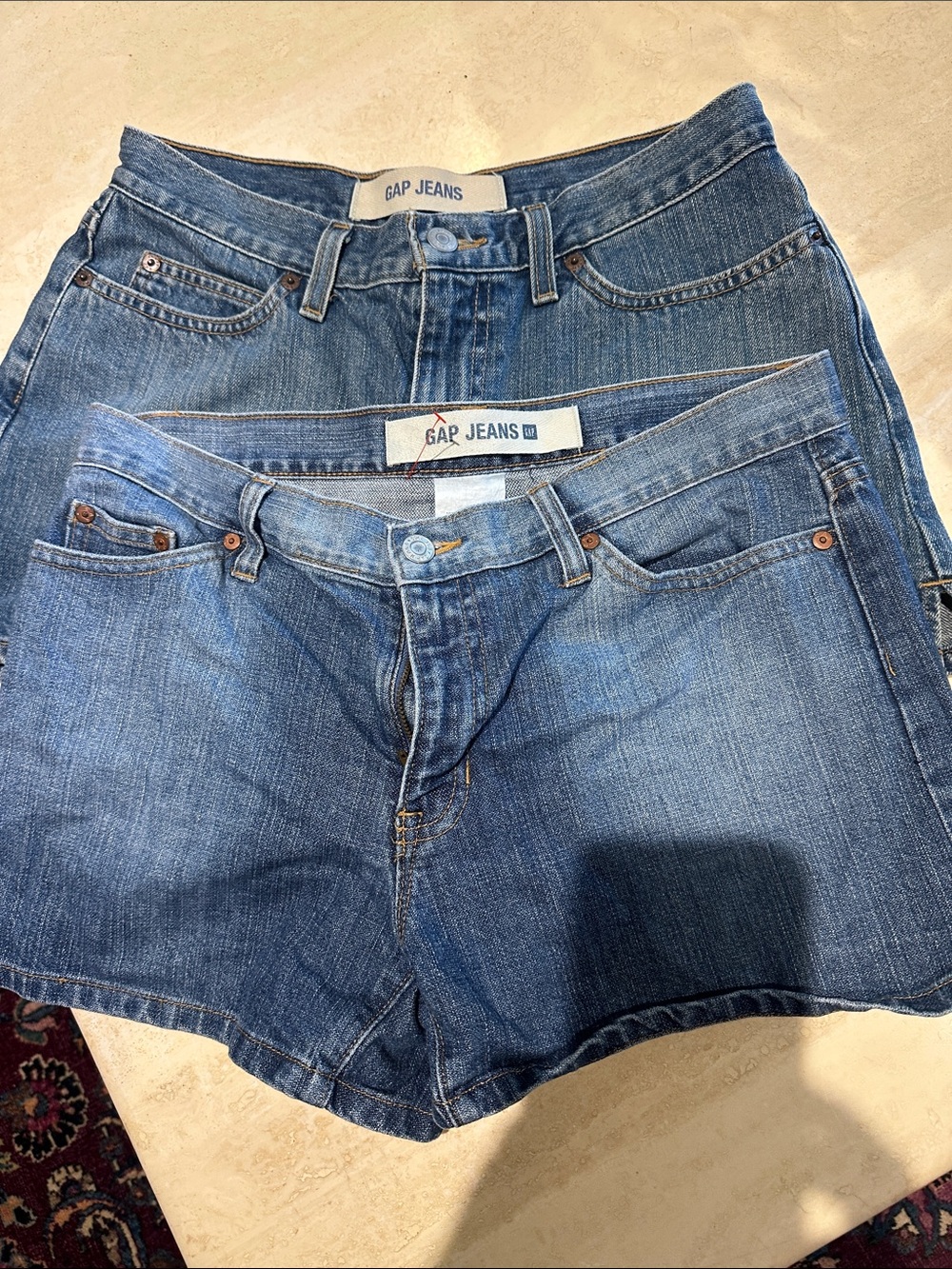 2 GAP Denim Shorts in Medium Blue - Women's Pack